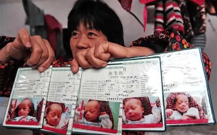 中国首例五胞胎，被称真人奥运五福娃，父亲因过劳去世，现如何
