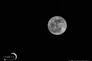 手机摄影：如何拍出又大又清晰的月亮？